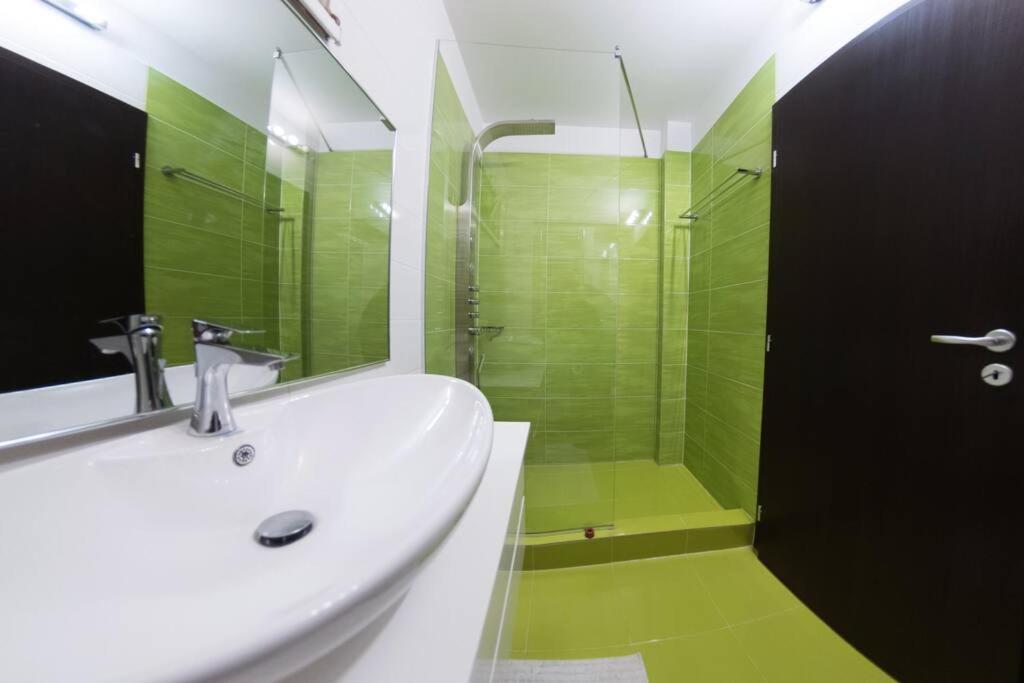 Apartamento Central Oasis Bucarest Exterior foto
